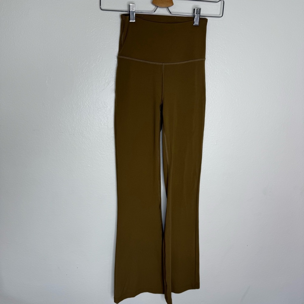 Lululemon The Groove High Rise Flare leggings Sz 2 Olive